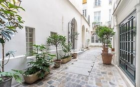 Luxe - Dream Location - For 2 Pp